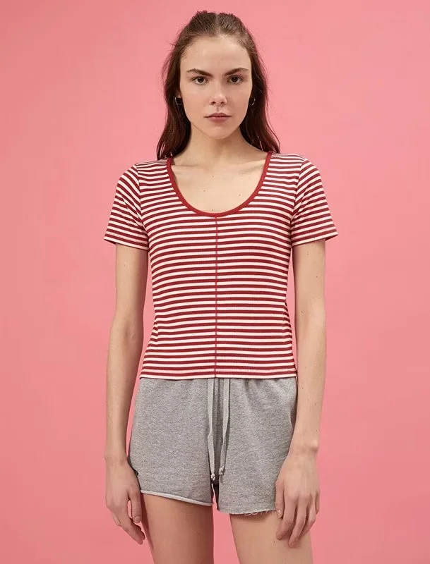MAICË PËR FEMRA